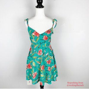 NWT Lulu’s Floral Tie Back Mini Dress